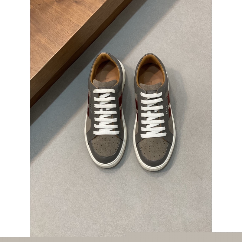 B**rry sneakers